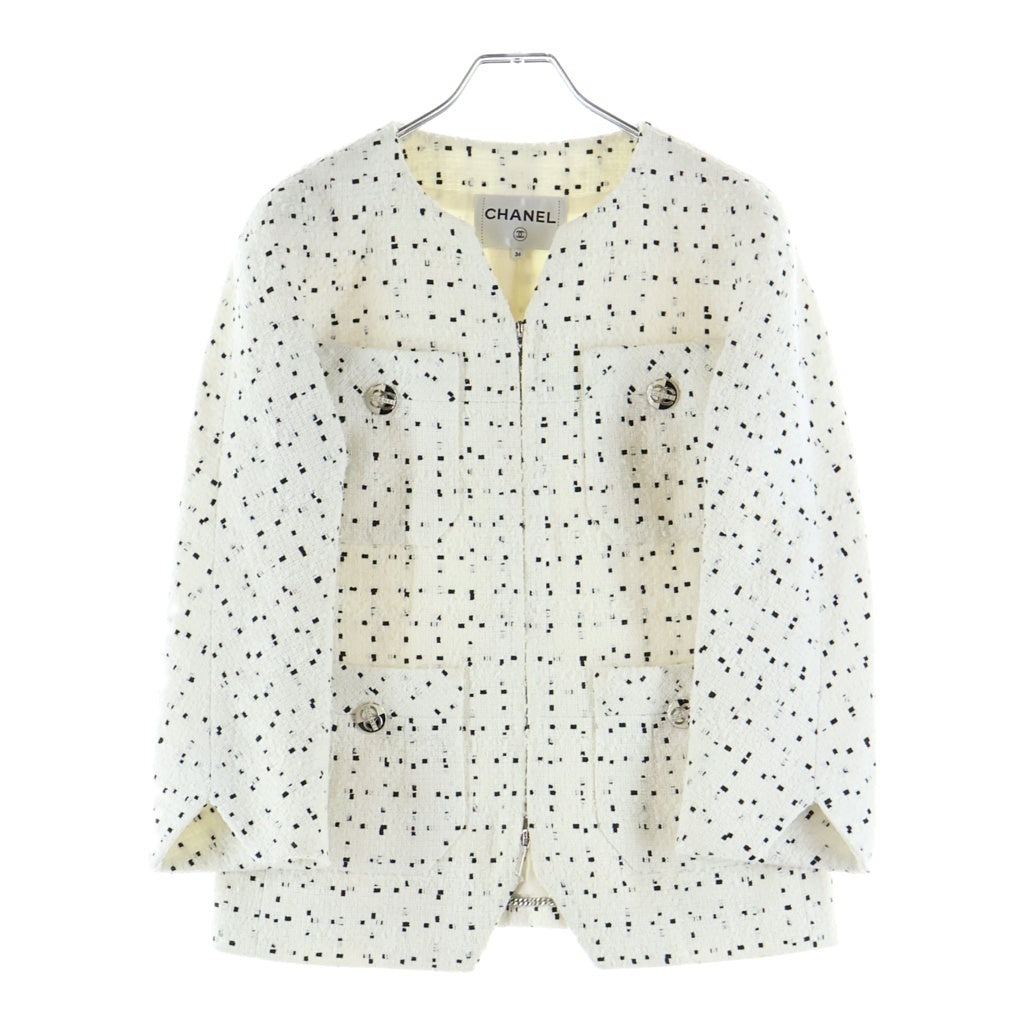 CHANEL(シャネル) ココマーク ロゴボタン ツイード ノーカラー ジップアップジャケット ココマークボタン ホワイト レディース P56040V37994