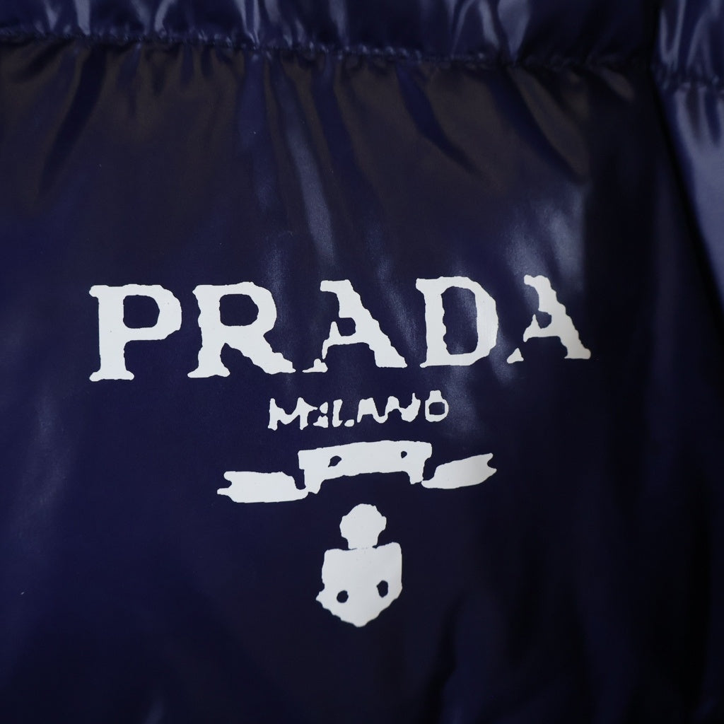 PRADA(プラダ) 22AW シャイニー ナイロン キルティング ダウンジャケット ネイビー SGC089 S222 11A9