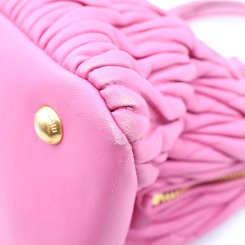 miumiu(ミュウミュウ) マテラッセ ハンドバッグ ギャザーバッグ ピンク レザー ゴールド金具 レディース