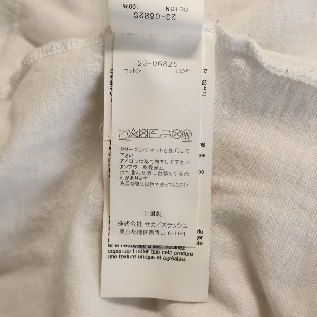 Sacai(サカイ) 23SS A MAGAZINE CURATED BY SACAI T-SHIRT エーマガジン キュレーテッド ロゴプリント 半袖Tシャツ カットソー ホワイト 23-0682S