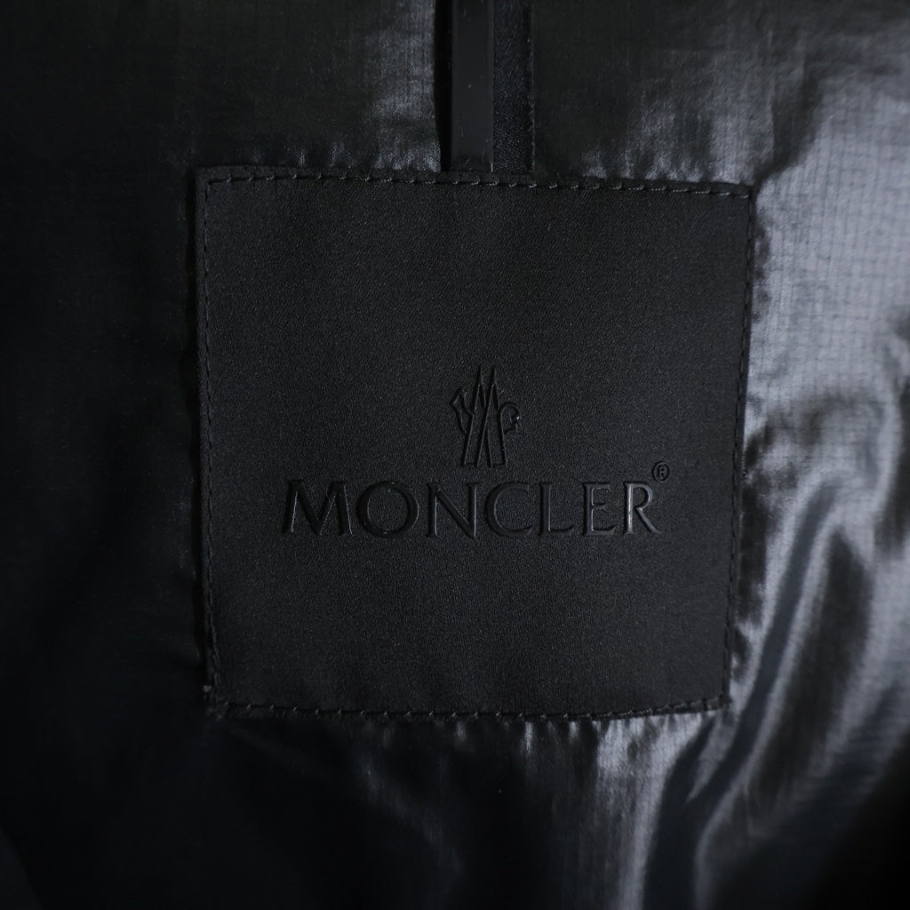 MONCLER(モンクレール) GUNTUR GILET ガントゥール ジレ フーディーダウンベストブラック H20911A00183