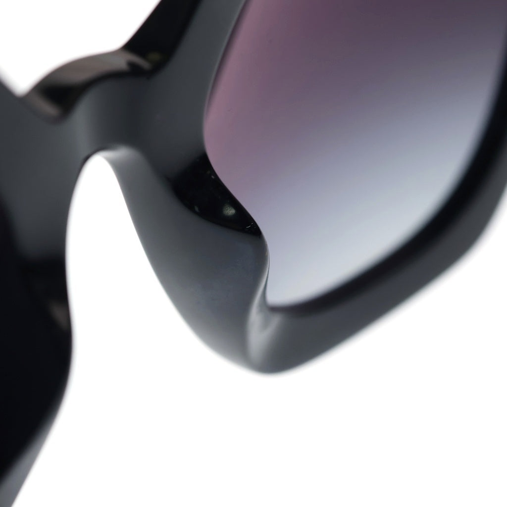 CHANEL(シャネル) ココマーク オーバルサングラス アイウェア ブラックフレーム グラデーションレンズ 71393A S0116