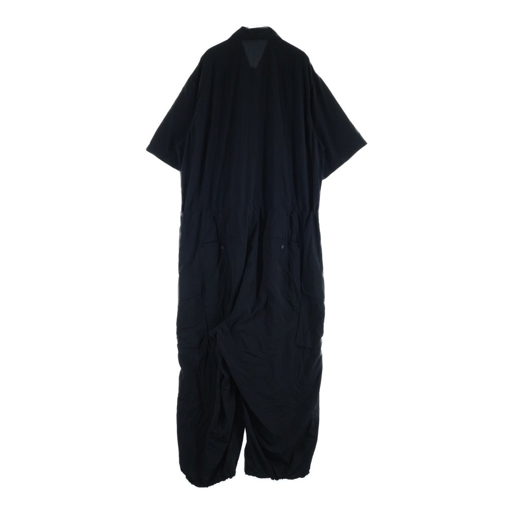 s'yte(サイト) NYLON TAFFETA SHORT SLEEVE JUMPSUIT ナイロン ジャンプスーツ ブラック UI-D02-600