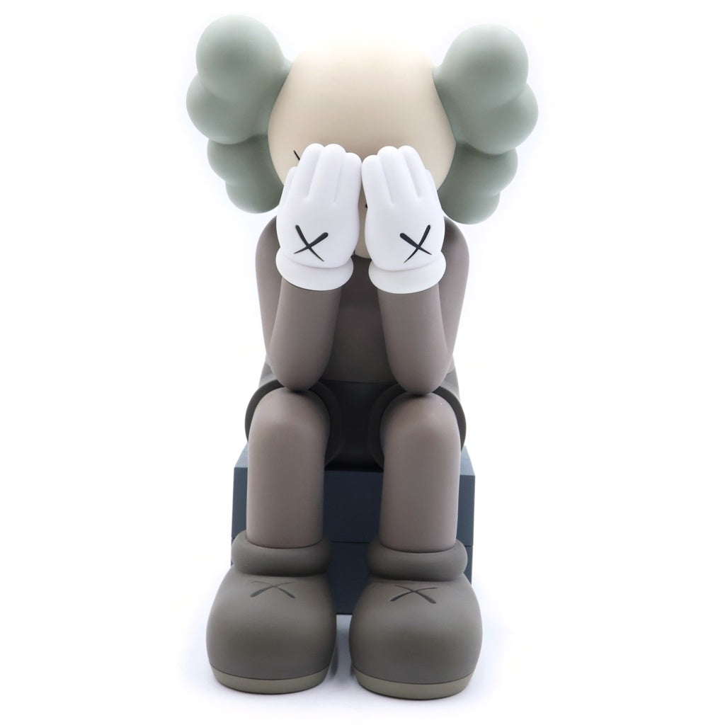 MEDICOM TOY(メディコムトイ) KAWS COMPANION OPEN EDITION PASSING THROUGH カウズ オープンエディション パッシングスルー フィギュア 人形 ブラウン