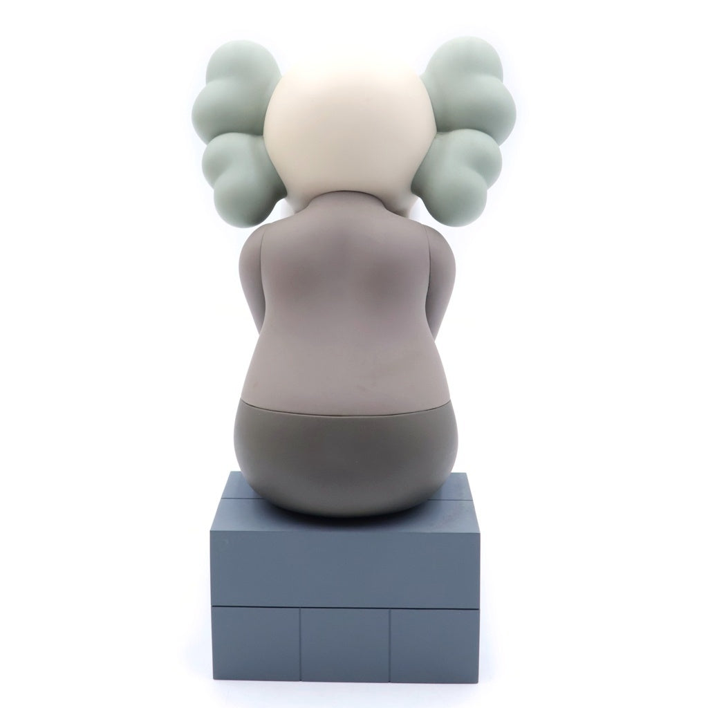 MEDICOM TOY(メディコムトイ) KAWS COMPANION OPEN EDITION PASSING THROUGH カウズ オープンエディション パッシングスルー フィギュア 人形 ブラウン