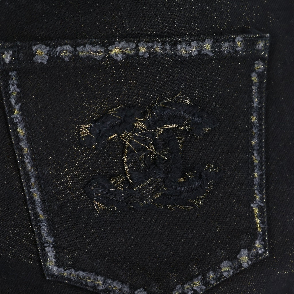 CHANEL(シャネル) CC Black Denim Pants ココマーク刺繍 ゴールドラメ入り デニムパンツ ブラック P39554V28706 レディース