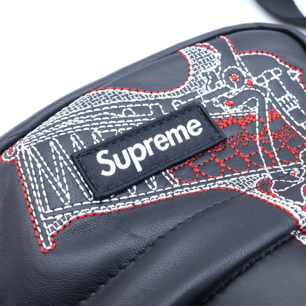 SUPREME(シュプリーム) 26SS Guns Embroidered Leather Shoulder Bag ガンズエンブロイダリー レザー ショルダーバッグ ブラック レディース