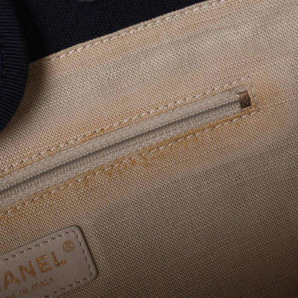 CHANEL(シャネル) ドーヴィルMM 2WAYハンドバッグ ショルダーバッグ ネイビー キャンバス×レザー プレートシリアル AS3257 ゴールド金具 レディース