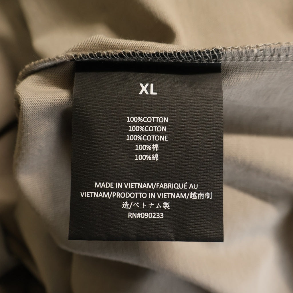 FEAR OF GOD ESSENTIALS(フィアオブゴッド エッセンシャルズ) CUT OFF 90s TEE フロントロゴプリント マーチ ボクシーフィット 半袖Tシャツ チャコール