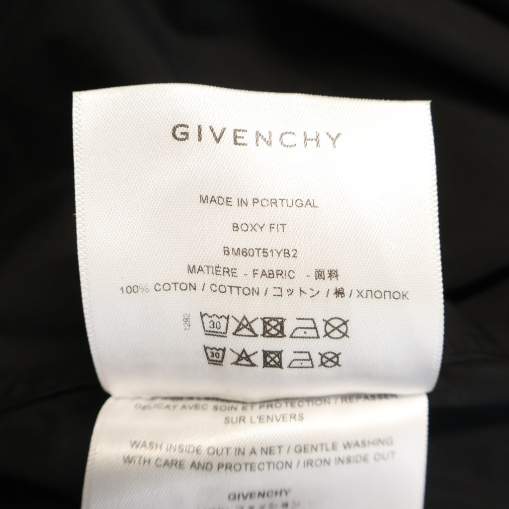GIVENCHY(ジバンシィ) BOXY FIT S/S Shirt ボクシーフィット ショルダーロゴ刺繍 半袖シャツ ブラック BM60T51YB2