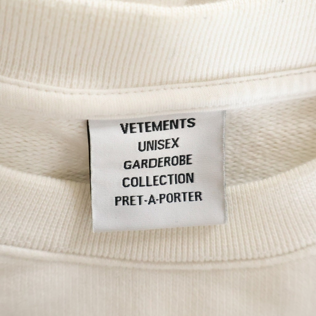 VETEMENTS(ヴェトモン) 21AW Cutest Of The Fruits Logo Sweatshirt フルーツロゴプリント クルーネック スウェットトレーナー ホワイト UA52TR690W