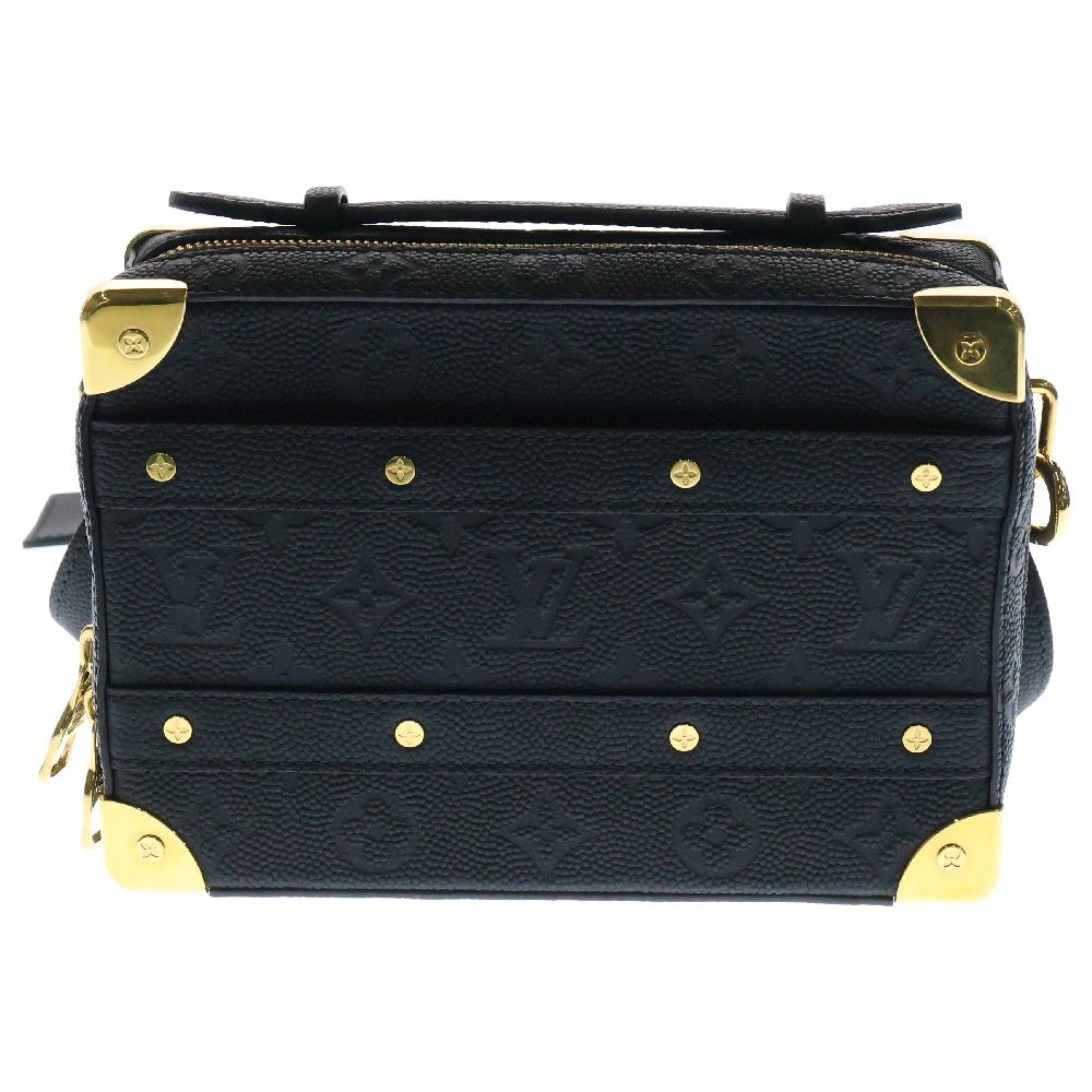 LOUIS VUITTON(ルイヴィトン) ×NBA モノグラム・アンプラント ハンドル・ソフトトランク 黒 PVCレザー RFID M57971