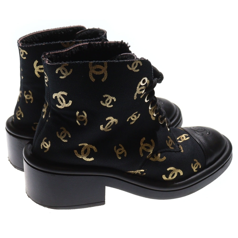 CHANEL(シャネル) ココマーク ロゴプリント レザー キャンバス ボアライニング レースアップ ハイカットシューズ ブーツ ブラック/ゴールド レディース G39093