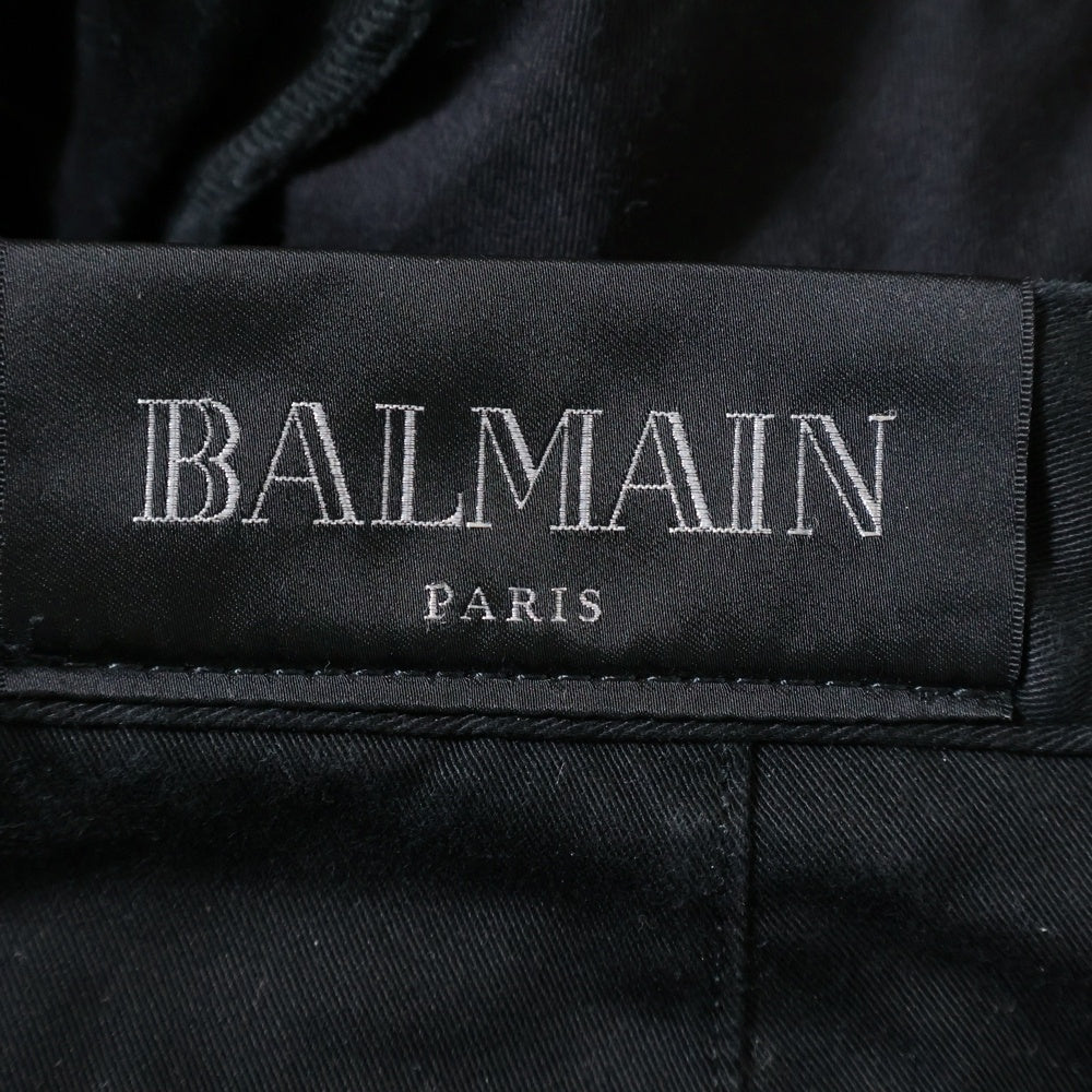 BALMAIN(バルマン) Bロゴプリント ジップポケット コットン テーパードパンツ ブラック SH05402Z519