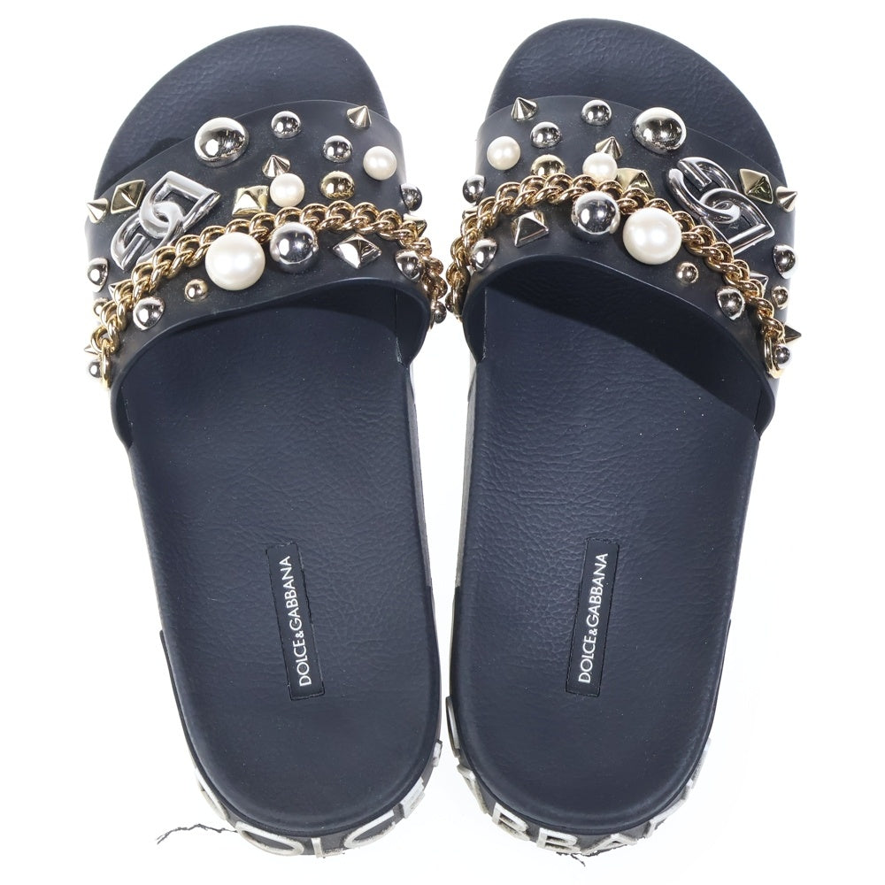 DOLCE & GABBANA(ドルチェアンドガッバーナ) スタッズ チェーン装飾 シャワー フラットサンダル ブラック
