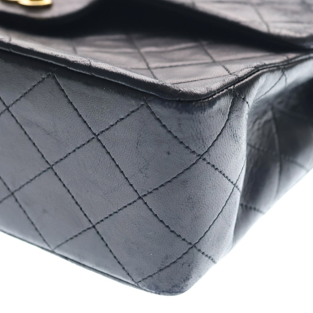 CHANEL(シャネル) マトラッセ25 ラムスキン ターンロック ゴールド金具