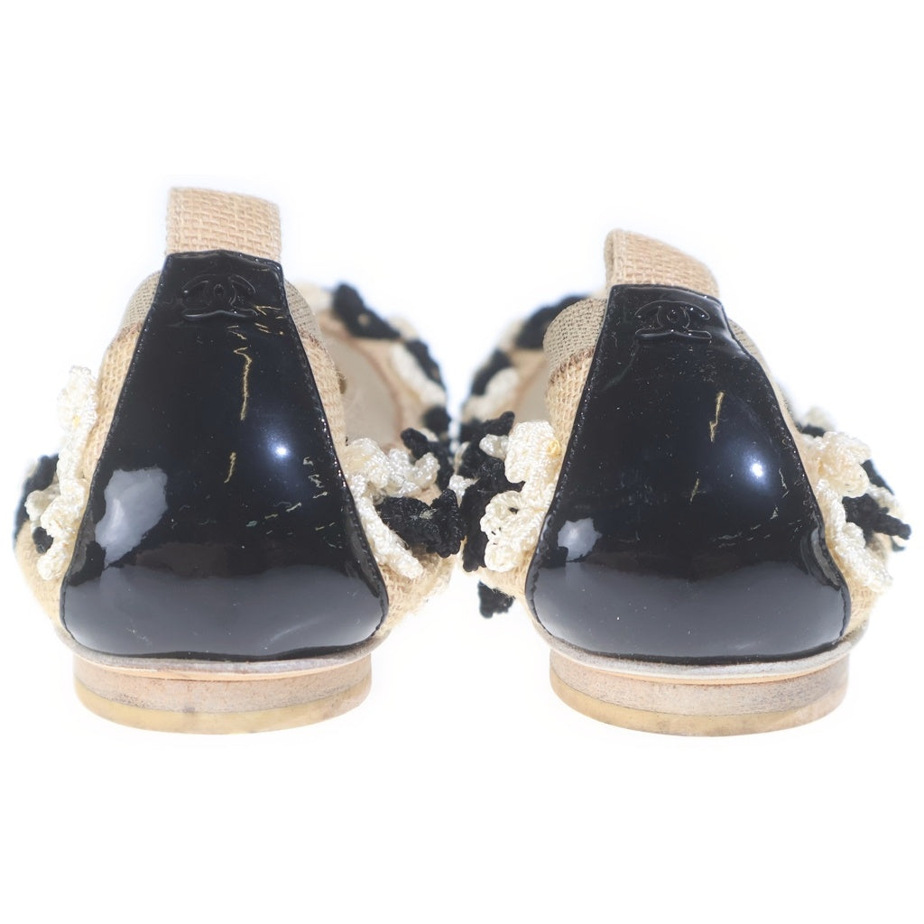 CHANEL(シャネル) カメリア ココマーク バレエ キャンバス パテントレザー フラット シューズ ブラック/ベージュ レディース G27604