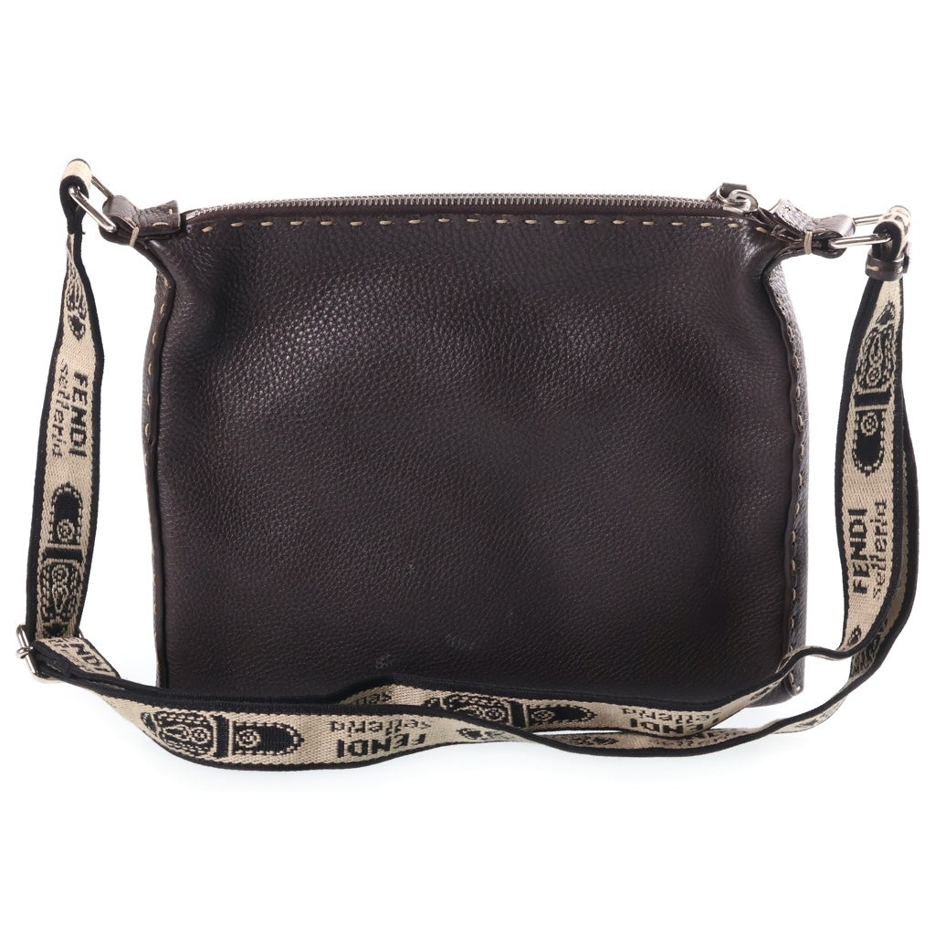 FENDI(フェンディ) セレリア オーバルロゴプレート レザー ショルダーバッグ ブラウン 8BT092