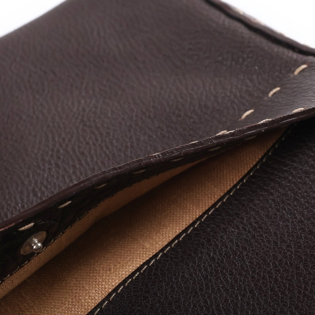 FENDI(フェンディ) セレリア オーバルロゴプレート レザー ショルダーバッグ ブラウン 8BT092