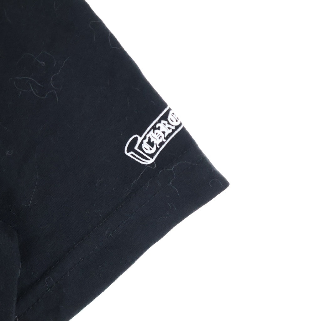 CHROME HEARTS(クロムハーツ) Tokyo Limited Back Scroll Tee 東京限定 バックスクロール ヴァーティカルロゴ ポケット プリント クルーネック 半袖 Tシャツカットソー ブラック