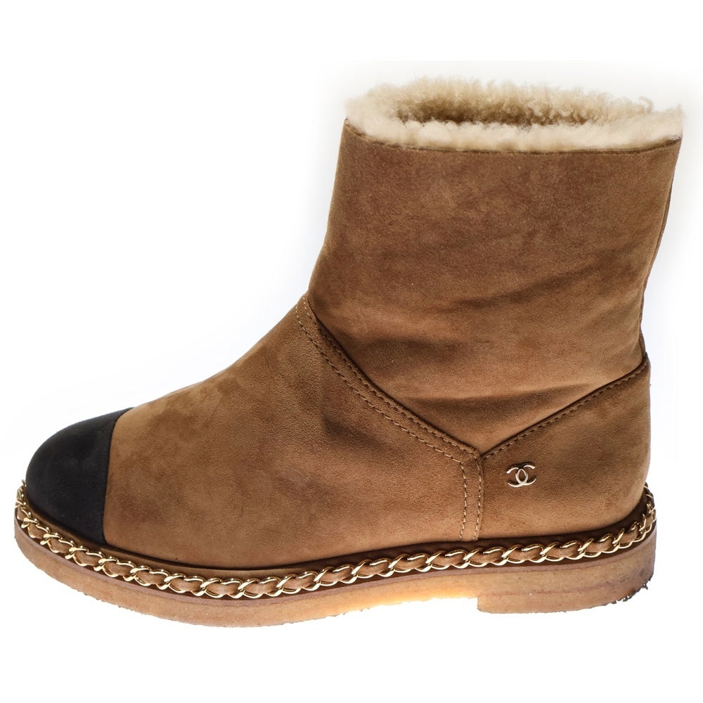 【美品】シャネル ブーティ ショートブーツ ムートン レザー ブラウン系 37 CHANEL(シャネル) ココマーク ロゴプレート スエードレザー ムートン