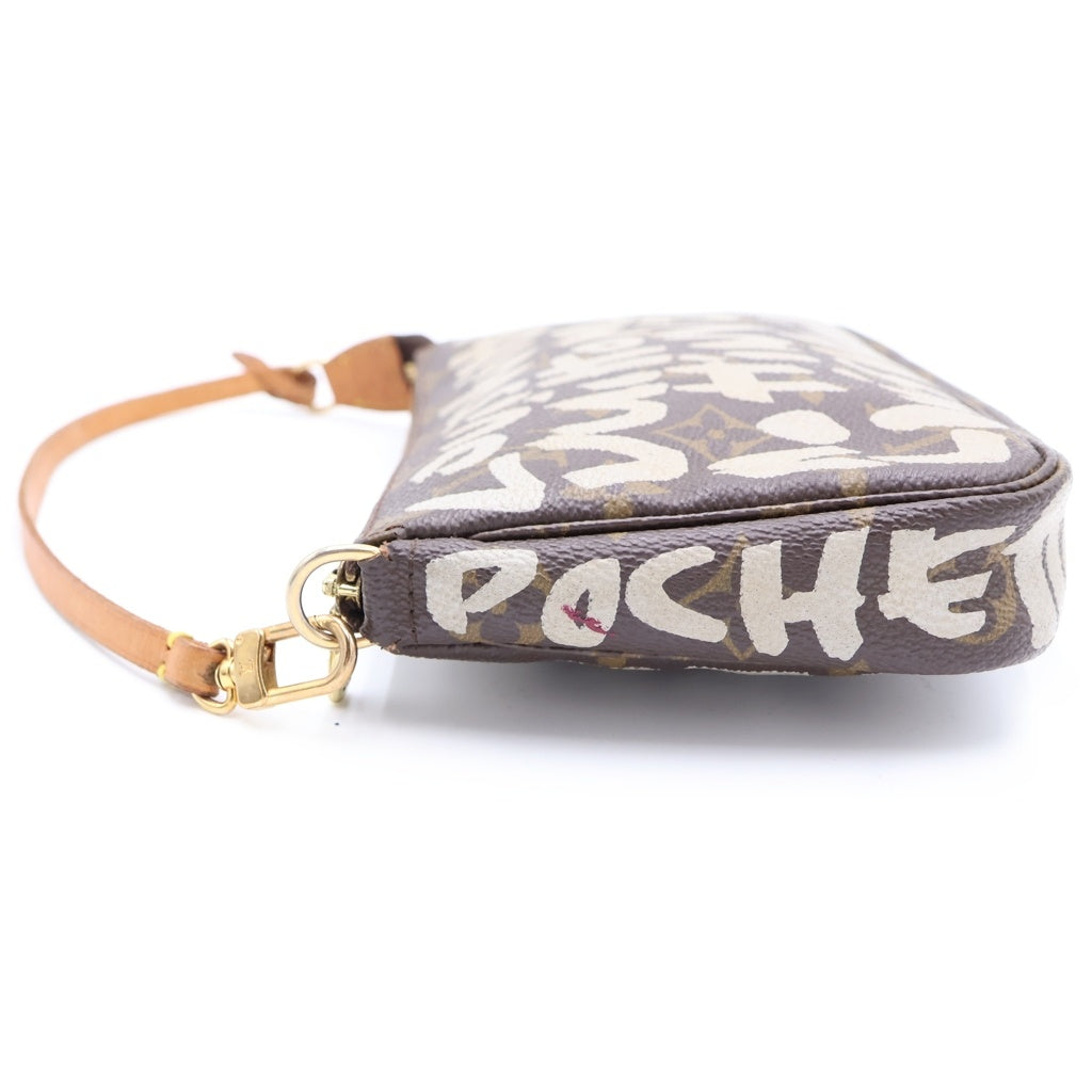 LOUIS VUITTON(ルイヴィトン) モノグラム グラフィティ ポシェット・アクセソワール ブラウン/ホワイト PVC ハンドバッグ レディース