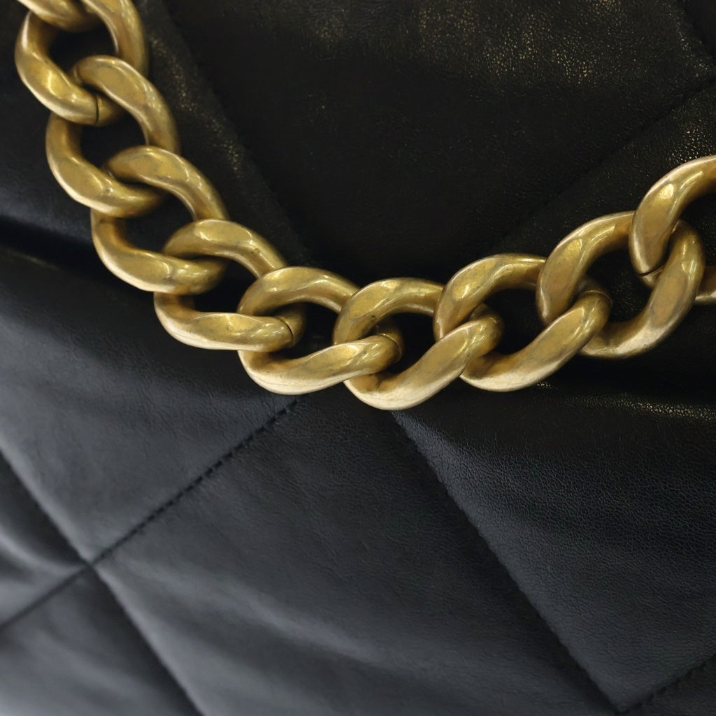 CHANEL(シャネル) シャネル19 ディズヌフ マトラッセ ラムスキン レザー チェーンショルダーバッグ ゴールド/シルバー金具 ブラック AS1160 30番台 AS1160 カード レディース