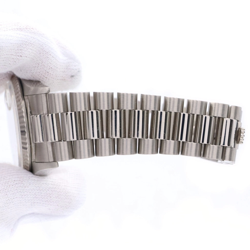 ROLEX(ロレックス) デイデイト シルバー文字盤 旧PD WG/AT 145g 18239A