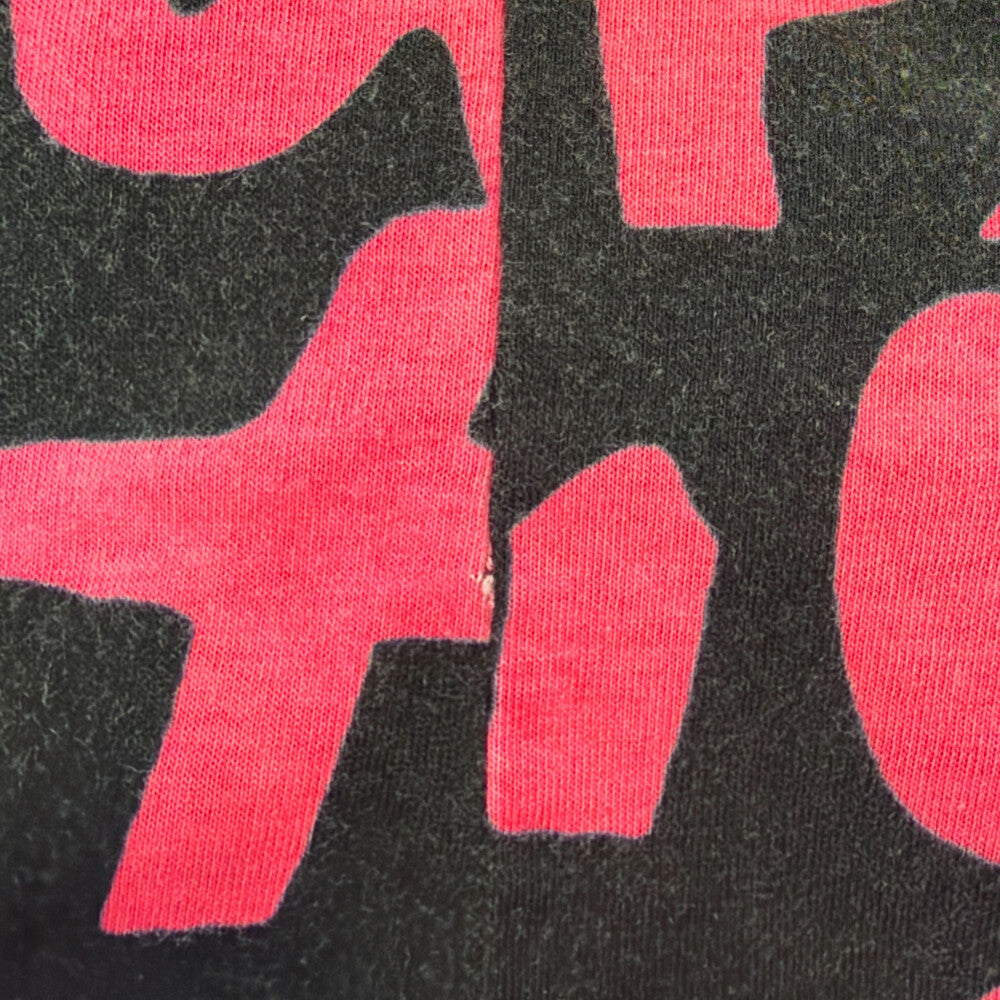 LOUIS VUITTON(ルイヴィトン) 09SS グラフティ Vネックロゴプリント半袖Tシャツ カットソー ブラック/ピンク RW091T WOTS09JES レディース